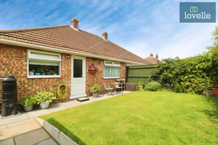 2 bedroom Semi-detached bungalow for sale in Longfield Road, Grimsby, DN34