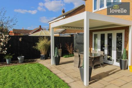 4 bedroom Detached house for sale in Main Road, Ashby Cum Fenby, DN37