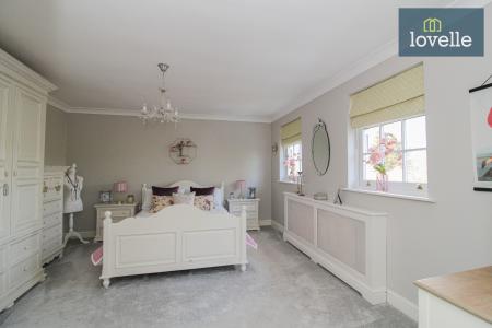 4 bedroom Detached house for sale in Main Road, Ashby Cum Fenby, DN37