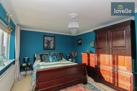 4 bedroom Detached house for sale in Main Road, Ashby Cum Fenby, DN37