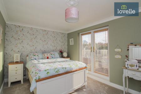 4 bedroom Detached house for sale in Main Road, Ashby Cum Fenby, DN37