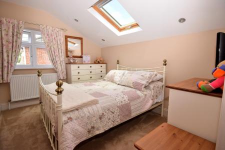 4 bedroom Detached house for sale in Main Road, Grainthorpe, LN11