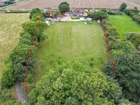 4 bedroom Detached house for sale in Main Road, Grainthorpe, LN11