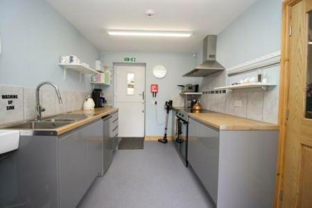 4 bedroom Detached house for sale in Main Road, Grainthorpe, LN11