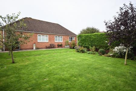 3 bedroom Detached bungalow for sale in Manor Park, Legbourne, LN11
