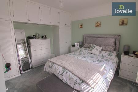 3 bedroom Semi-detached bungalow for sale in Mayfield Crescent, Louth, LN11