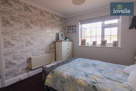 3 bedroom Semi-detached bungalow for sale in Mayfield Crescent, Louth, LN11