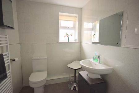 3 bedroom Detached bungalow for sale in Mill Lane, Legbourne, LN11