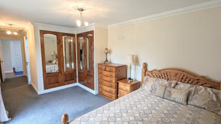 3 bedroom Detached bungalow for sale in Mill Lane, Legbourne, LN11