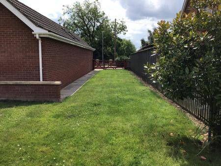 3 bedroom Detached bungalow for sale in Mill Lane, Legbourne, LN11