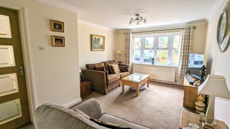 3 bedroom Detached bungalow for sale in Mill Lane, Legbourne, LN11