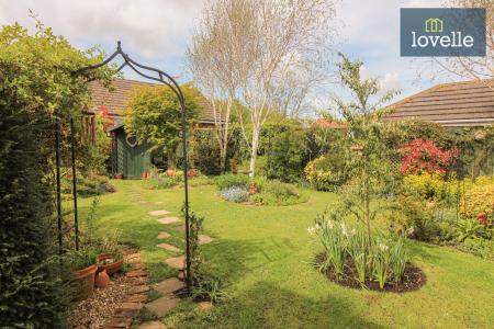 2 bedroom Semi-detached house for sale in Mount Pleasant, Louth, LN11