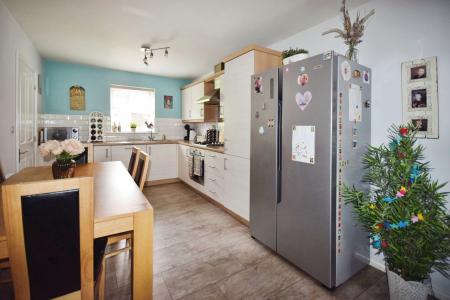 3 bedroom Town house for sale in Newbridge Hill, Louth, LN11