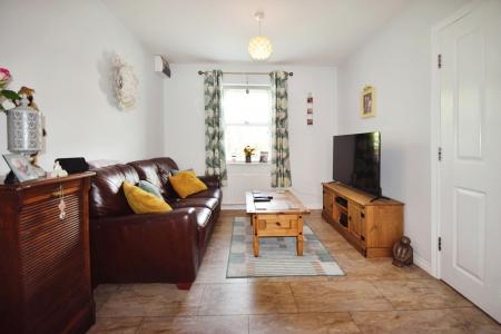 3 bedroom Town house for sale in Newbridge Hill, Louth, LN11