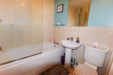 3 bedroom Town house for sale in Newbridge Hill, Louth, LN11