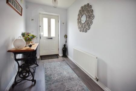 3 bedroom Town house for sale in Newbridge Hill, Louth, LN11