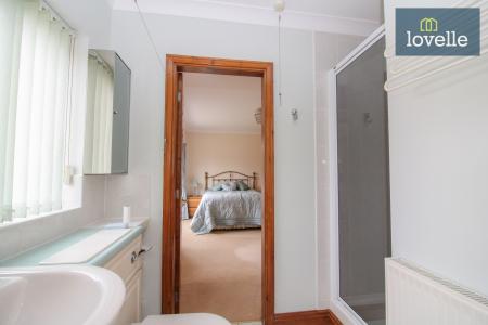 3 bedroom Detached bungalow for sale in Nunnerley Place, Waltham, DN37