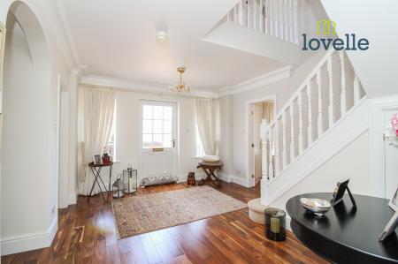 4 bedroom Detached house for sale in Old Main Road, Barnoldby Le Beck, DN37