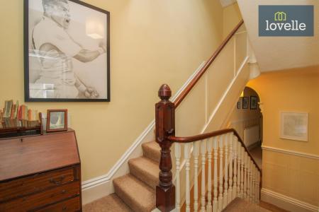 6 bedroom Semi-detached house for sale in Park Drive, Grimsby, DN32