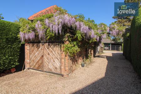 3 bedroom Semi-detached house for sale in Peppin Lane, Fotherby, LN11