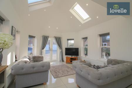 5 bedroom Detached house for sale in Post Office Lane, Ashby Cum Fenby, DN37