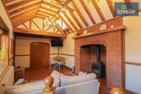 5 bedroom Detached house for sale in Post Office Lane, Ashby Cum Fenby, DN37