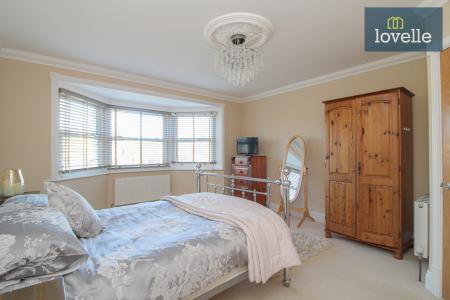 5 bedroom Detached house for sale in Post Office Lane, Ashby Cum Fenby, DN37