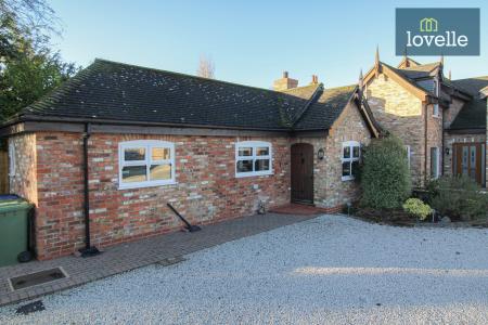 5 bedroom Detached house for sale in Post Office Lane, Ashby Cum Fenby, DN37