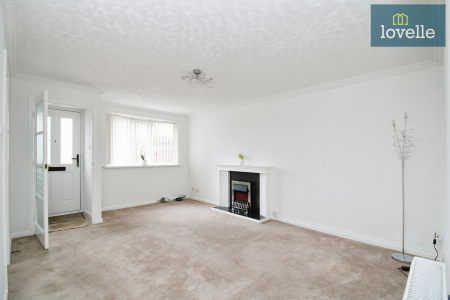 2 bedroom Semi-detached bungalow for sale in Raithby Avenue, Keelby, DN41