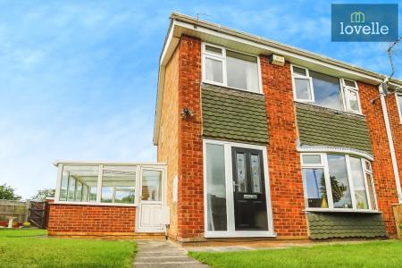Riby Court, Holton-le-Clay, DN36