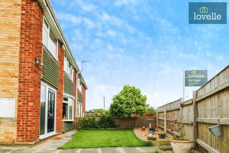 3 bedroom Semi-detached house for sale in Riby Court, Holton-le-Clay, DN36