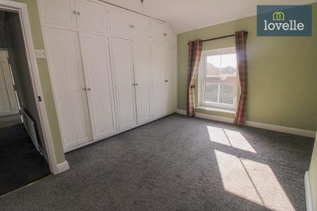 4 bedroom Detached house for sale in Saddleback Road, South Cockerington, LN11