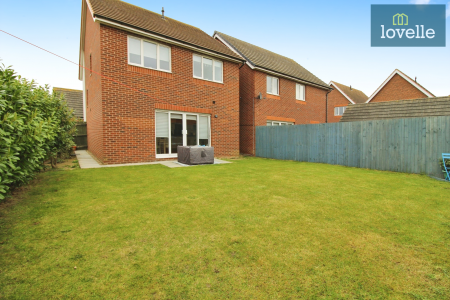 4 bedroom Detached house for sale in Sheldon Road, Scartho Top, Grimsby, DN33