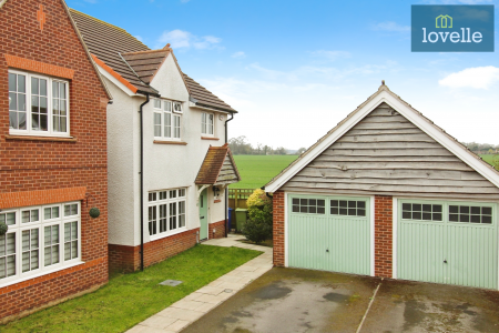 4 bedroom Detached house for sale in Sheldon Road, Scartho Top, Grimsby, DN33