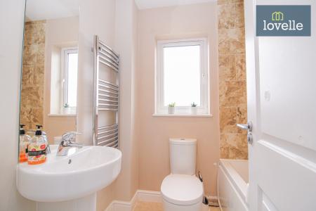 4 bedroom Detached house for sale in Sheldon Road, Scartho Top, Grimsby, DN33