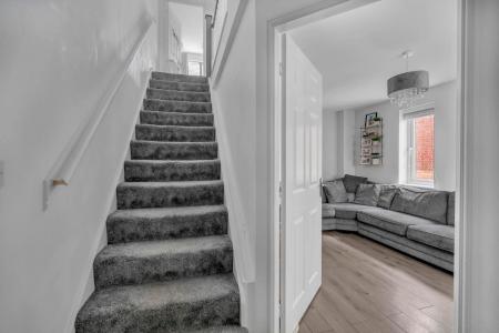 3 bedroom Semi-detached house for sale in Sidings Road, Grimsby, DN31