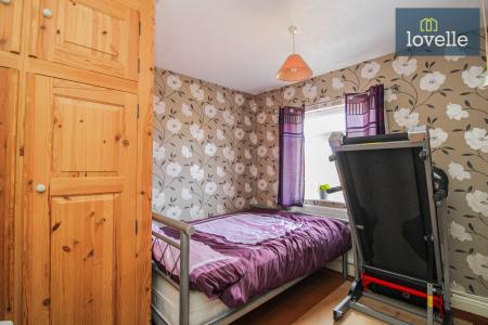 3 bedroom End of terrace house for sale in Spring Bank, Grimsby, DN34