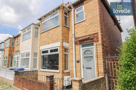3 bedroom End of terrace house for sale in Spring Bank, Grimsby, DN34