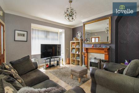 3 bedroom End of terrace house for sale in Spring Bank, Grimsby, DN34