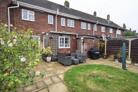3 bedroom Terraced House for sale in St Bernards Avenue, Louth, LN11