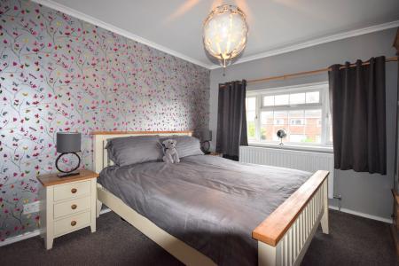 3 bedroom Terraced House for sale in St Bernards Avenue, Louth, LN11