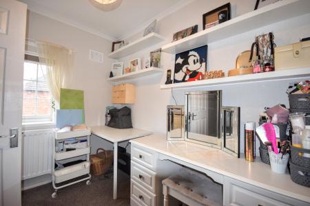 3 bedroom Terraced House for sale in St Bernards Avenue, Louth, LN11