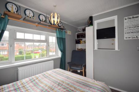 3 bedroom Terraced House for sale in St Bernards Avenue, Louth, LN11