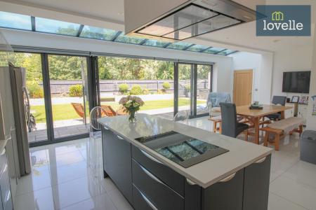 5 bedroom Detached house for sale in The Riverbank, Louth, LN11