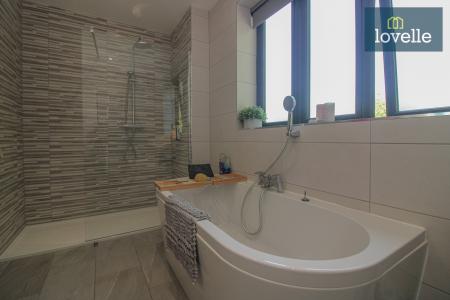 5 bedroom Detached house for sale in The Riverbank, Louth, LN11