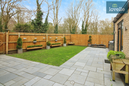 5 bedroom Detached house for sale in The Riverbank, Louth, LN11