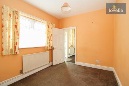 3 bedroom Terraced House for sale in Torrington Street, Grimsby, DN32