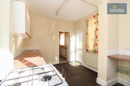 3 bedroom Terraced House for sale in Torrington Street, Grimsby, DN32