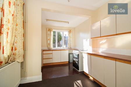 3 bedroom Terraced House for sale in Torrington Street, Grimsby, DN32