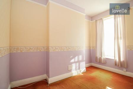 3 bedroom Terraced House for sale in Torrington Street, Grimsby, DN32